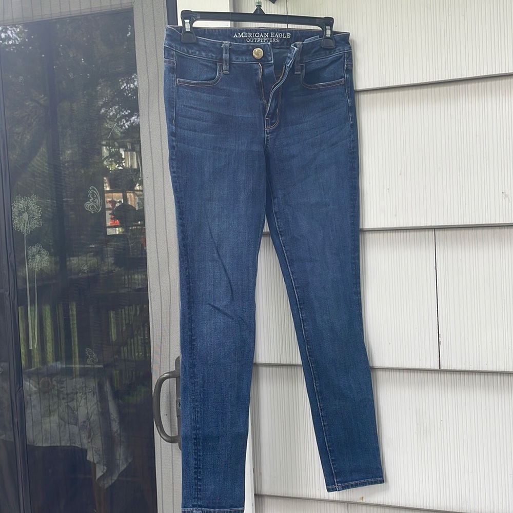 American Eagle, women’s jeans